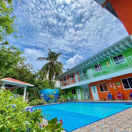 Apartamento Miss Brigida San Andrés 外观 照片