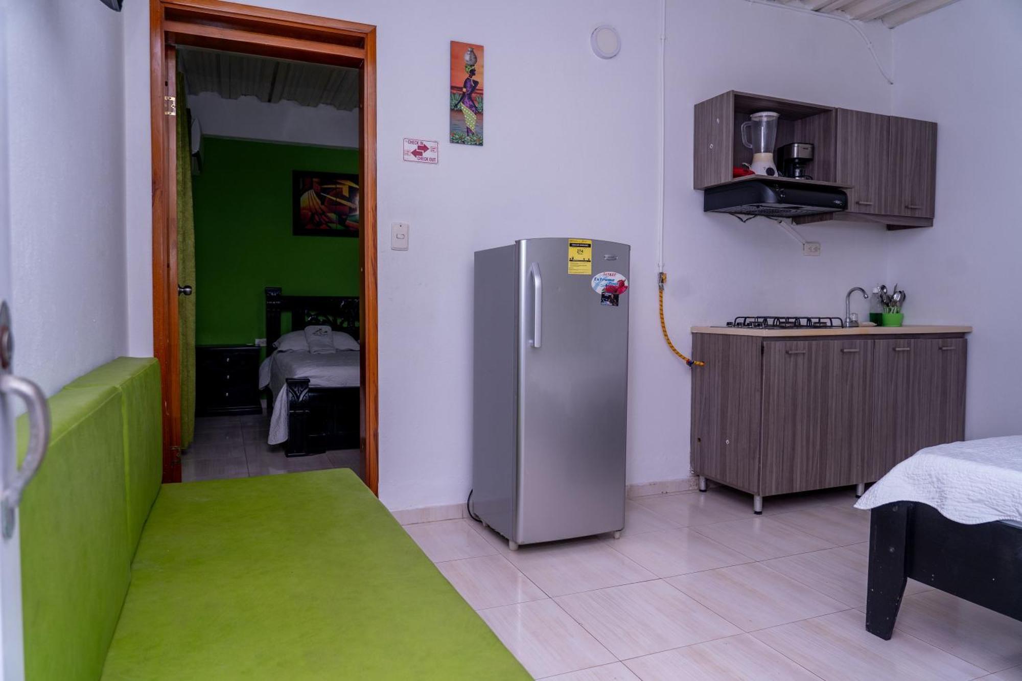 Apartamento Miss Brigida San Andrés 外观 照片